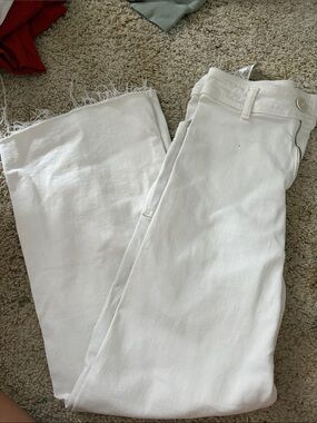 Zara White Cropped Raw-Hem Straight Jeans